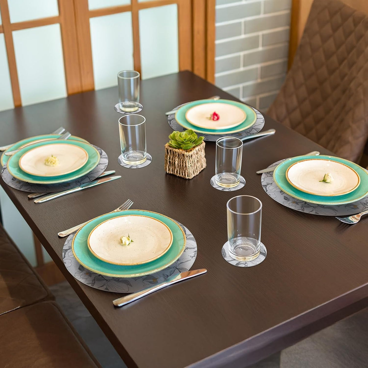 comfoyar Round Faux Leather Placemats Set of 6 with Coasters, 13inch Non-Slip Heat Resistant Dual-Sided Grey Flower Place Mats, Washable Waterproof Table Mats for Kitchen Dining Party Table Decoration