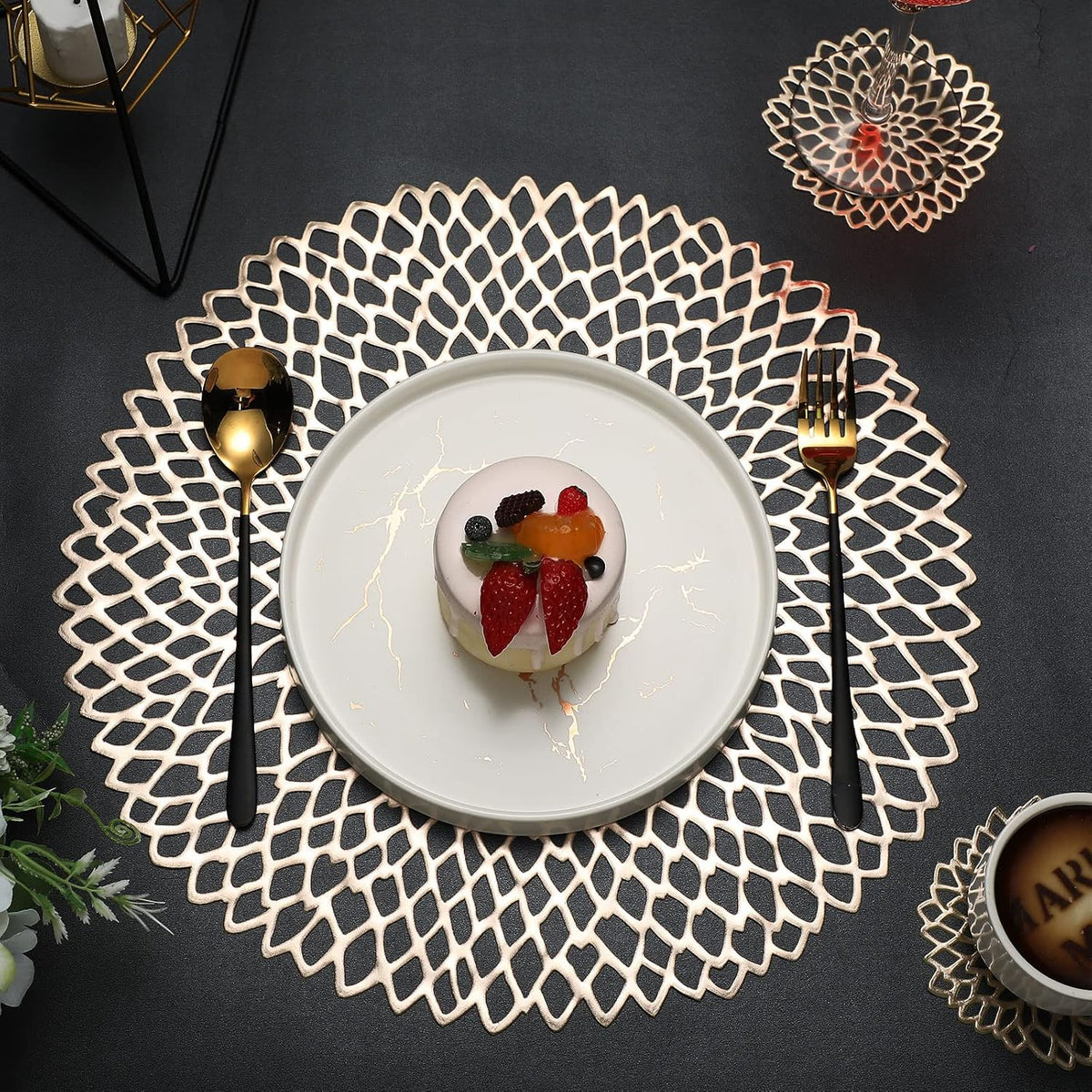 Vesici 24 Pcs Gold Round Pressed Vinyl Metallic Placemats Coasters Set