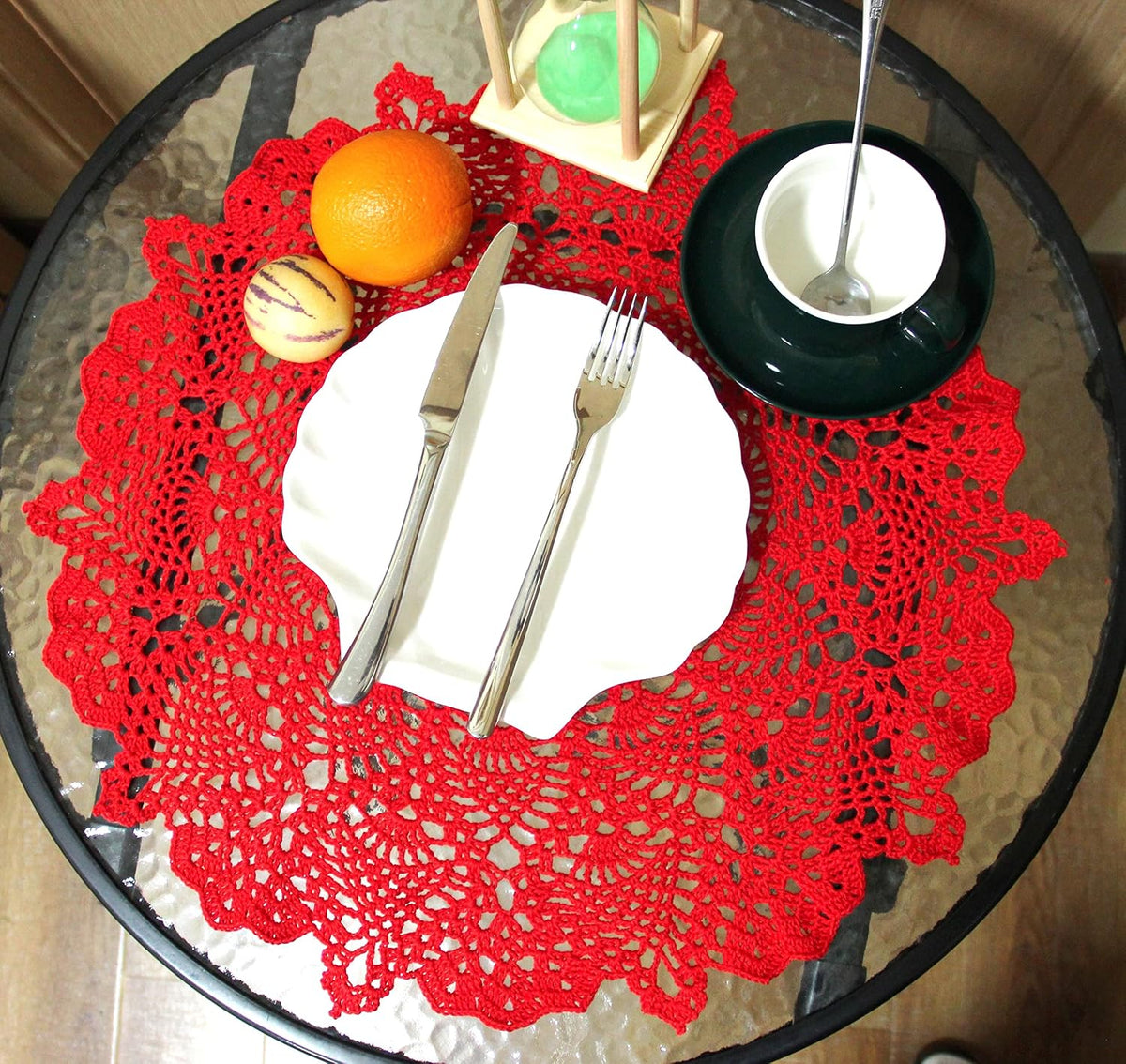 18 in to 20 in Doily Coasters Lace Tablecloth Doilies Handmade Crochet Placemat Women Vase Mat Kitchen Table Runner for Mother's Day Wedding (1PC, Red)