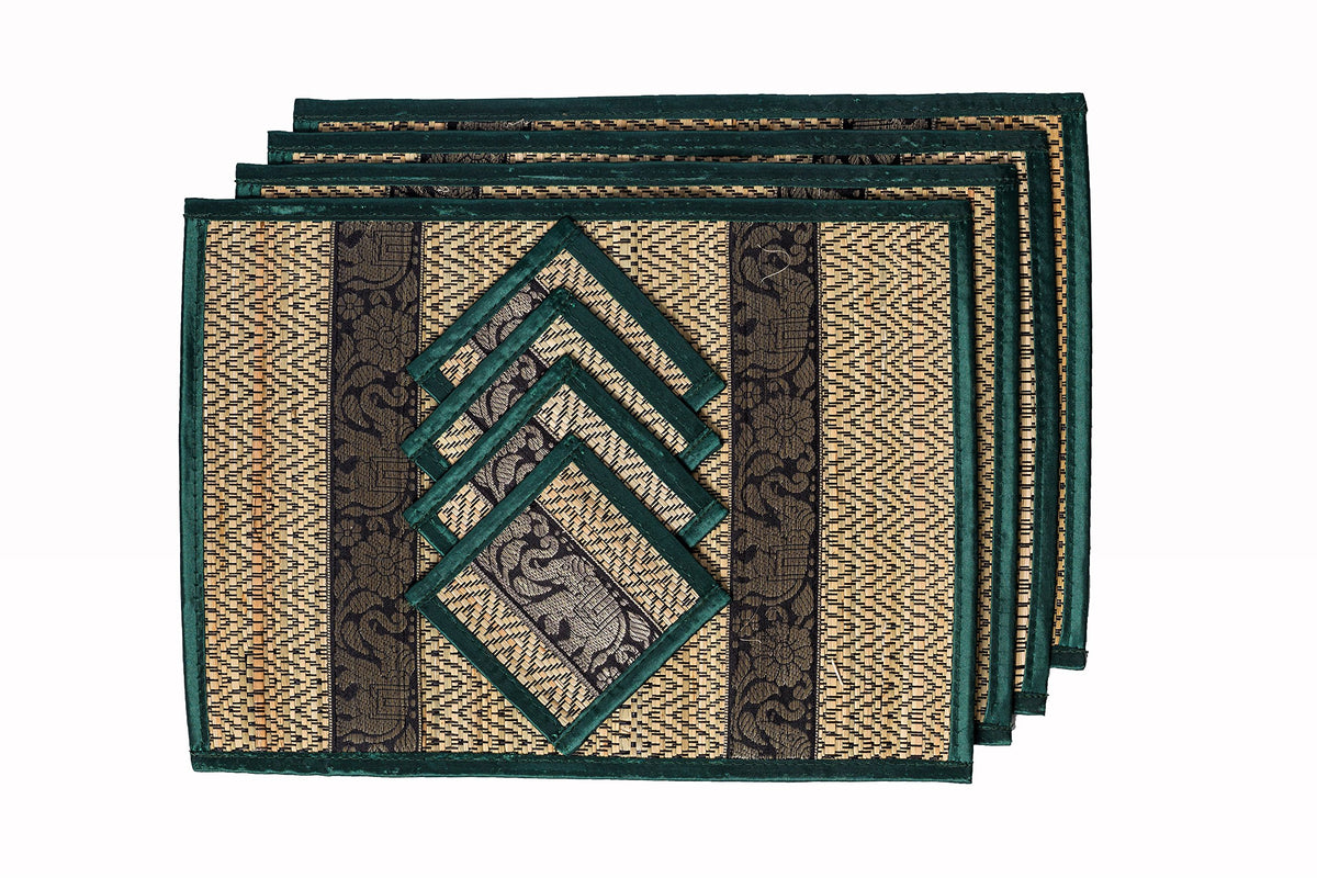 Hand-Woven Wicker Reed Placemats Coaster Set Alternative to Plastic Heat Resistant + Eco-Friendly Thai Style Durable Placemats, Available in 3 Different Sizes for Dining Table Set of 4